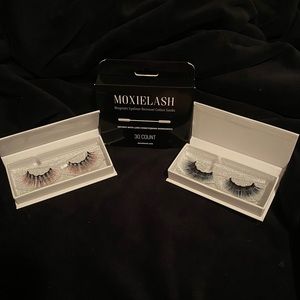 MOXIELASH Sunny & Frily lash remover swab NWT new